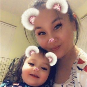 Meet your Posher, Caitlin